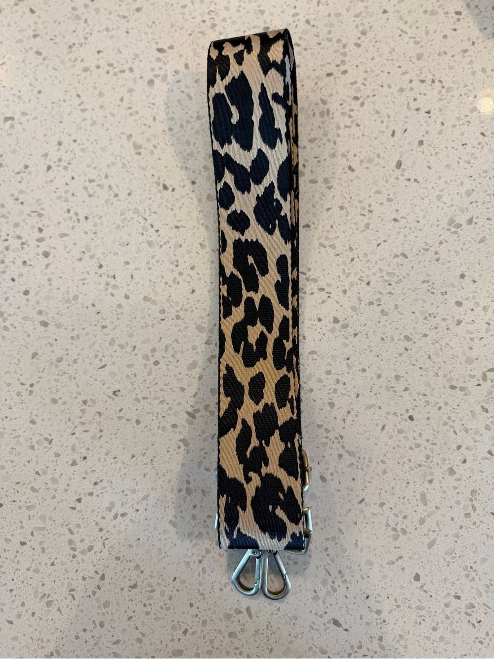 Bodomint Leopard Print Wide Bag Strap - Black and Tan NWOT